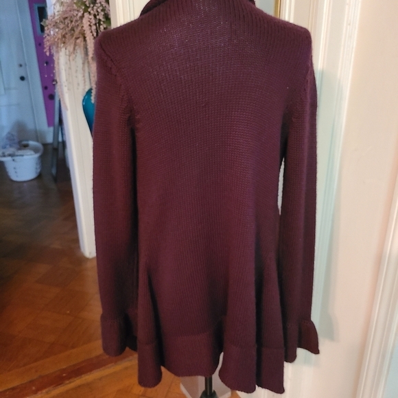 Moda International vintage sweater hp🔥🔥🔥 - Picture 5 of 7